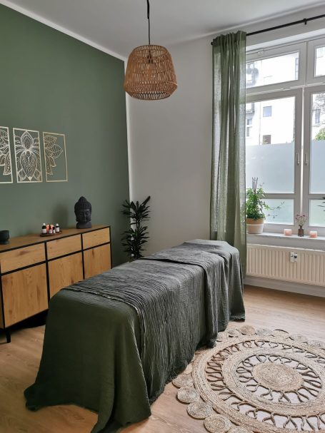 Behandlungsraum der Praxis Sensi Vitalis in Cottbus für Logopädie und Ergotherapie.